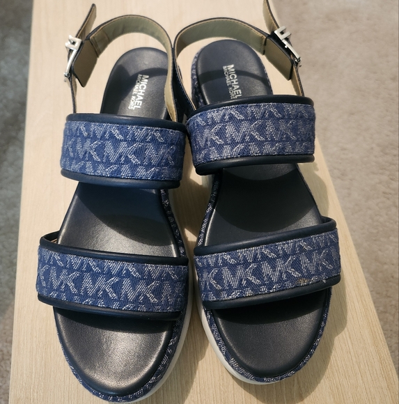 Michael Kors Blue Sandals - Picture 1 of 3